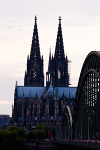 Kölnerdomen och Hohenzollernbron